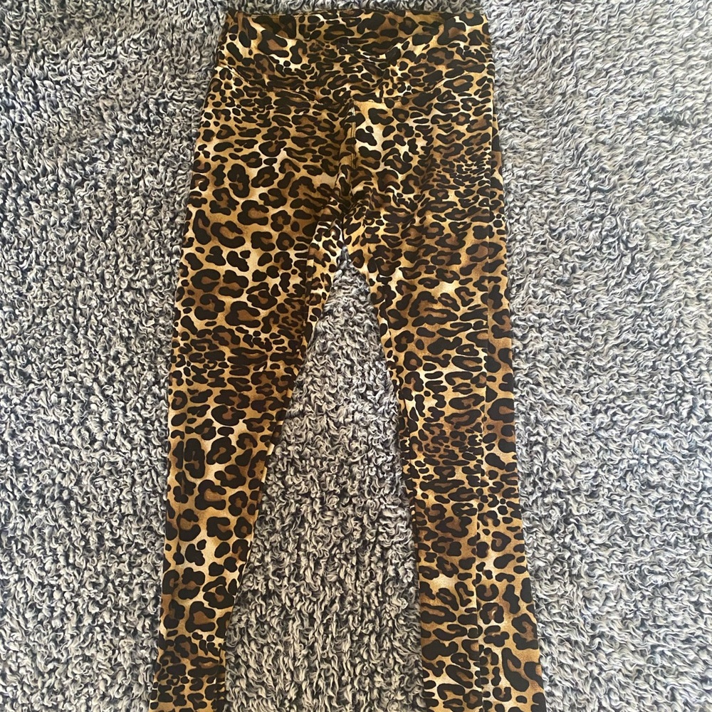 Petite Leopard Print Leggings